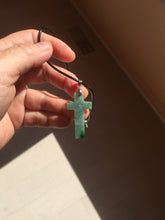 Load image into Gallery viewer, 100% Natural type A dark green/blue/black/gray Guatemala jadeite Jade Hand-held cross or cross pendant group PD93

