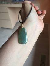 Load image into Gallery viewer, 100% Natural type A oily dark green/black Jadeite Jade safe and sound pendant group PC27
