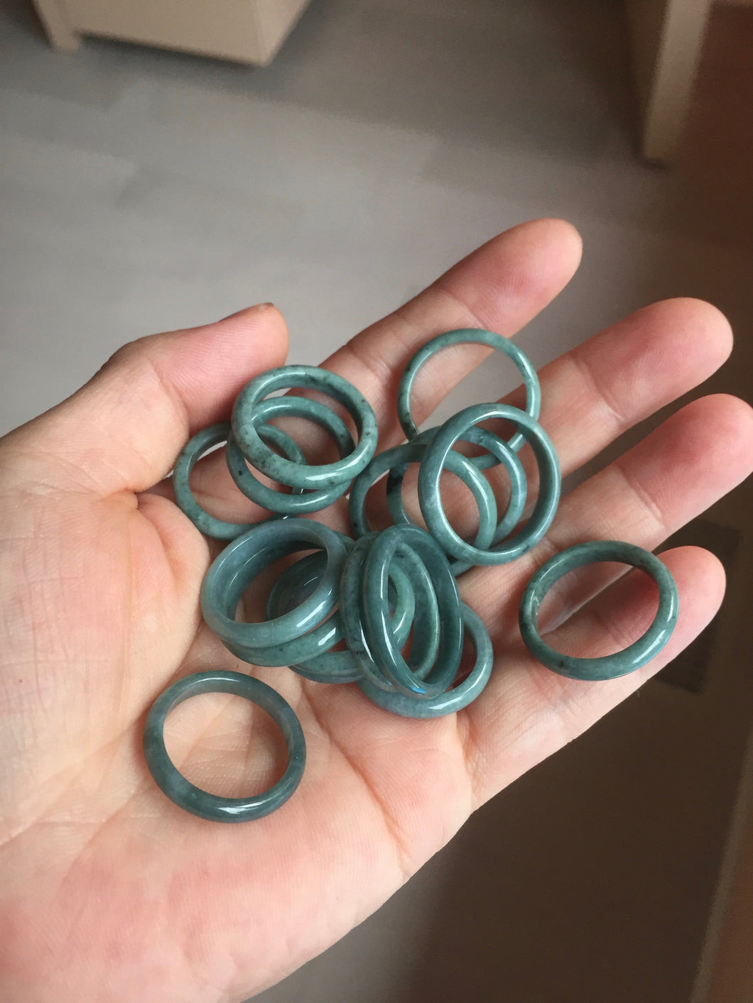 100% natural type A green/blue/purple Guatemala jadeite jade band ring group PD9