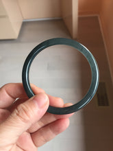 Load image into Gallery viewer, 卖了 60mm Type A 100% Natural icy black(冰乌鸡) blue gray Guatemala Slim Round Cut Jadeite Bangle PJ152-1378
