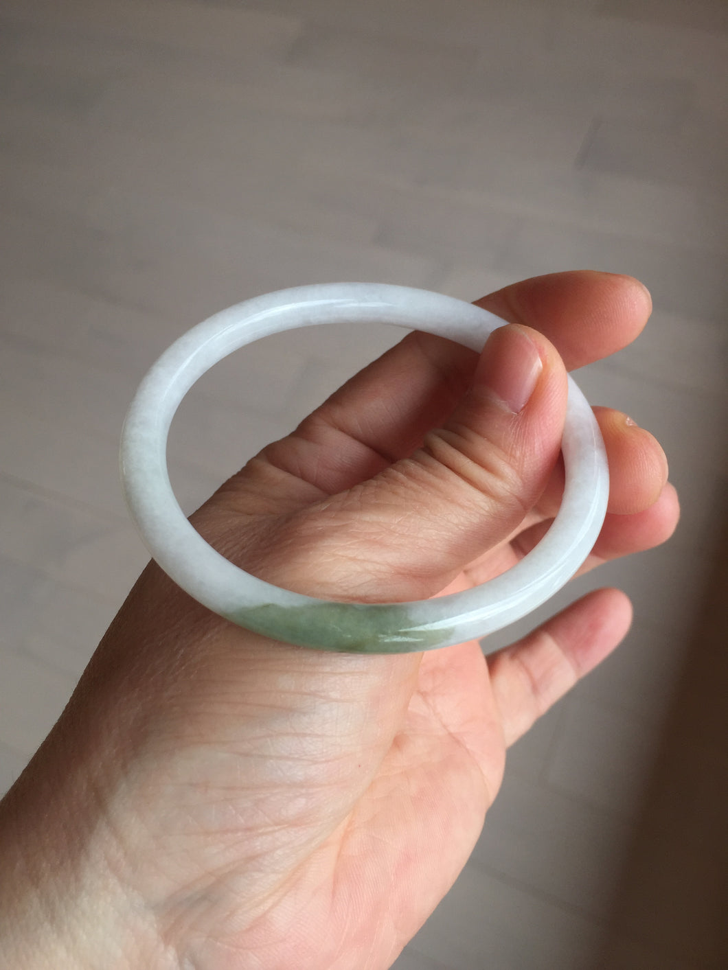53.5mm certified 100% natural light green white slim round cut oval jadeite jade bangle BL85-4662