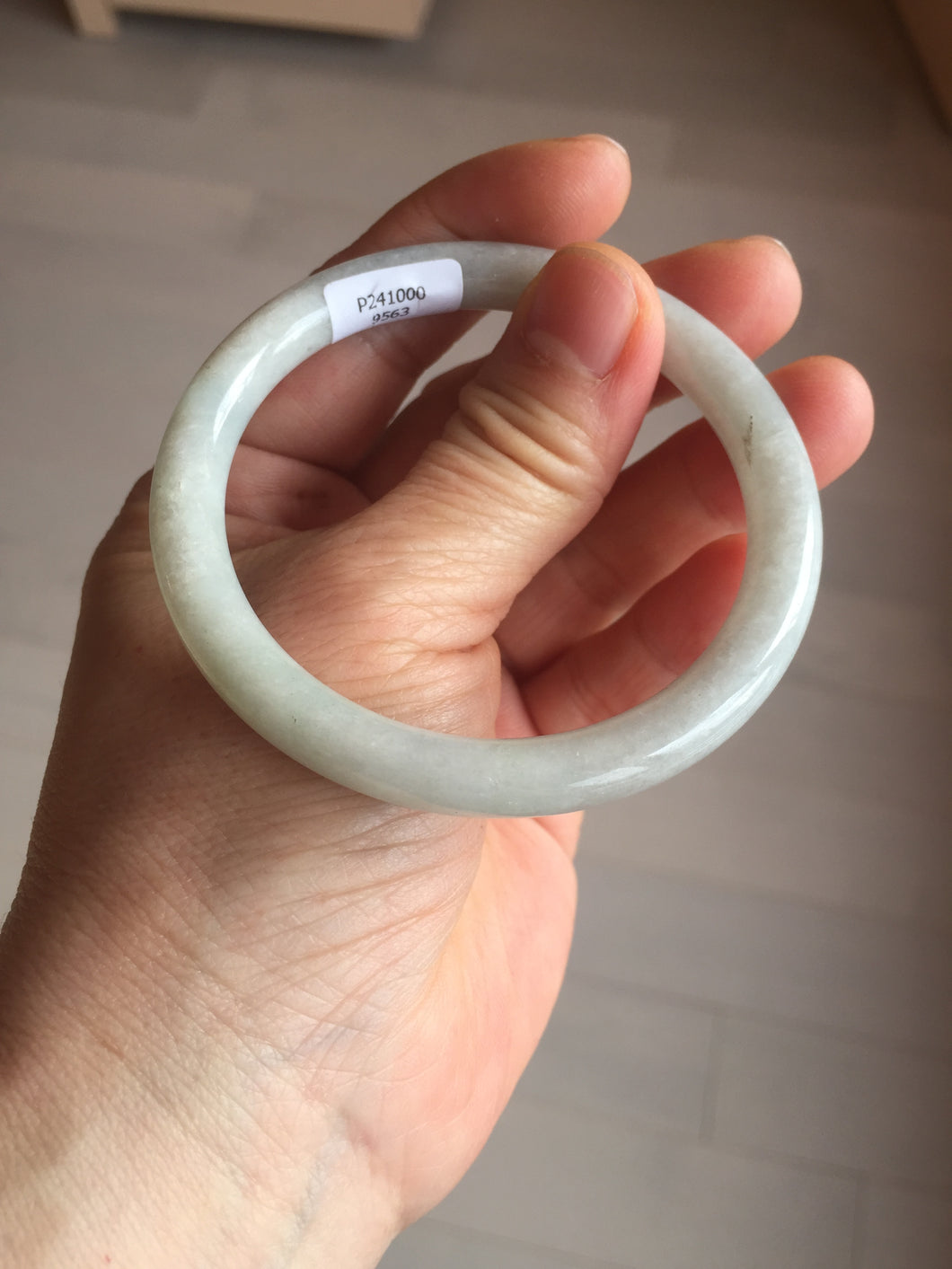 53.5mm certified 100% natural Type A light green/white/ round cut jadeite jade bangle BS10-9563