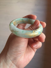 Load image into Gallery viewer, 52mm 100% Natural type A sunny green white carved flowers butterflies and golden-painted Jadeite Jade bangle PE36-(1766)

