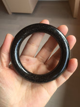 Load image into Gallery viewer, 54.9mm certified 100% Natural black(MO YU 墨玉) meteorite Stellar Night sky chubby round cut nephrite bangle HF119-8244
