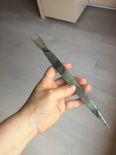 Load image into Gallery viewer, 22cm 100% Natural light green black Xiu Jade Serpentine vantage fish square style hairpin AW20
