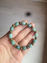 Load image into Gallery viewer, 9.2x8.1mm 100% natural type A green jadeite jade olive shape(LU LU TONG) beads bracelet AZ23
