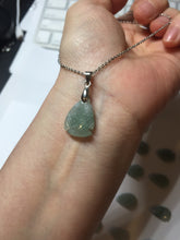 Load image into Gallery viewer, 100% Natural type A clear/light green jadeite jade 3D tropical fish Pendant group BF152
