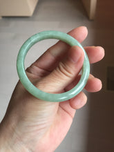 Load image into Gallery viewer, 50.5mm 100% natural type A sunny green apple green oval jadeite bangle AZ155
