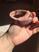 Load image into Gallery viewer, 50.5mm 100% natural pink/black/brown/black chubby round cut rose stone (Rhodonite) bangle SY135
