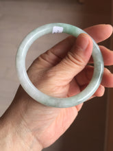 Load image into Gallery viewer, 57.5mm certified 100% natural Type A light green white round cut jadeite jade bangle PE11-3843
