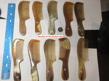 Load image into Gallery viewer, 15.5cm 100% Natural black yellow Buffalo Horn Comb with flaws group AW9
