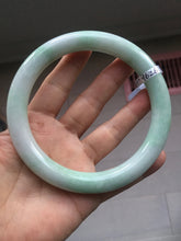 Load image into Gallery viewer, 75.7mm certified Type A 100% Natural sunny green/light green round cut plus size Jadeite Jade bangle AY100-9626

