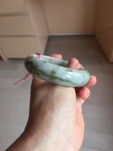 Load image into Gallery viewer, 59.2mm Type A 100% Natural light green brown chubby autumn leaves jadeite jade bangle G55
