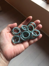 Load image into Gallery viewer, Size 6 1/2 100% natural type A light dark green blue black gray Guatemala jadeite band ring group AA112

