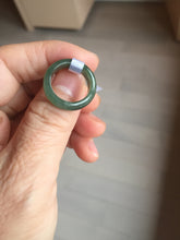 Load image into Gallery viewer, 100% natural type A ice watery oily dark green/gray/black(冰油青) jadeite jade band ring PB121
