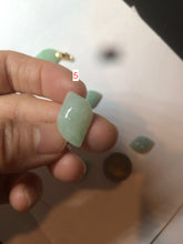 Load image into Gallery viewer, 100% natural type A sunny green jadeite jade Willow leaf/petal pendant group AC80
