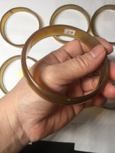 Load image into Gallery viewer, 66.7-71.1mm 100% Natural black brown beige thin Buffalo Horn bangle group AW10

