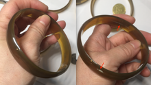Load image into Gallery viewer, 66.7-71.1mm 100% Natural black brown beige thin Buffalo Horn bangle group AW10
