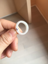 Load image into Gallery viewer, Size 8 100% natural type A icy watery green/white/purple jadeite jade band ring group R113
