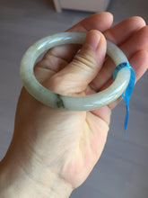 Load image into Gallery viewer, 53.3mm certified 100% natural Type A light green yellow with floating seaweed round cut jadeite jade bangle BM63-6612

