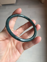 Load image into Gallery viewer, 61.4mm Certified Type A 100% Natura dark blue/green/gray/black Guatemala slim round cut Jadeite bangle PJ105
