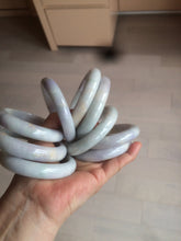 Load image into Gallery viewer, 50-52mm certified 100% natural Type A light green/white/purple oval jadeite jade bangle group GL21
