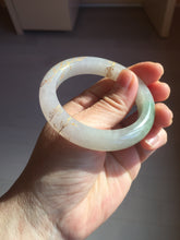 Load image into Gallery viewer, 50.3.mm 100% Natural type A green purple white carved flowers and golden-painted Jadeite Jade bangle PB248-5301
