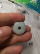 Load image into Gallery viewer, 16mm 100% natural light green/purple carved lotus jadeite jade beads K120
