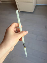 Load image into Gallery viewer, 20cm 100% Natural black light yellow Xiu Jade (Serpentine) Hairpin AW55
