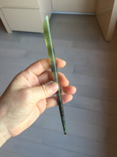 Load image into Gallery viewer, 19.5cm 100% Natural black light yellow black Xiu Jade (Serpentine) Hairpin AW58
