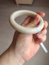 Load image into Gallery viewer, 56mm 100% natural orange/beige Quartzite (Shetaicui jade) bangle CB22
