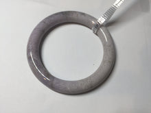 Load image into Gallery viewer, 56.8mm 100% natural light purple round cut Coral Jade (珊瑚玉) bangle SY123
