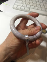 Load image into Gallery viewer, 56.8mm 100% natural light purple round cut Coral Jade (珊瑚玉) bangle SY123
