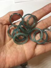 Load image into Gallery viewer, 18.8mm size 8 3/4 100% natural type A icy watery green/blue slim style Guatemala jadeite jade band ring group PE78

