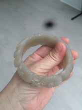 Load image into Gallery viewer, 55mm 100% natural light pale pink/gray/beige Quartzite (Shetaicui jade) carved flowers bangle SY51
