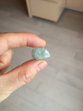 Load image into Gallery viewer, 100% Natural type A clear/light green jadeite jade 3D tropical fish Pendant group BF152
