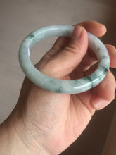 Load image into Gallery viewer, Shopify only 55.3mm Type A 100% Natural light green flying flowers Jadeite Jade bangle E152-2440
