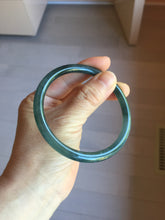 Load image into Gallery viewer, 59.8mm Certified Type A 100% Natural light green/blue/gray Guatemala slim round cut Jadeite bangle PJ16-9684
