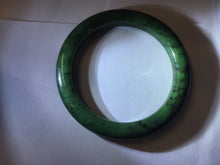Load image into Gallery viewer, 56.8mm Certified 100% Natural Deep Pine Green/Black "Serene Ember Forest" Nephrite (red-skin nephrite 红皮碧玉) Bangle HT168-21-3866
