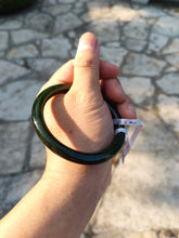 Load image into Gallery viewer, 60.2mm certified 100% Natural dark green/black round cut nephrite Jade(碧玉)  bangle HN14-0140
