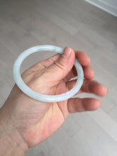 Load image into Gallery viewer, 59.5mm 100% natural certified light green/white round cut slim jadeite jade bangle BL43-1824
