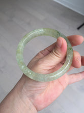 Load image into Gallery viewer, 58.8mm 100% natural fresh icy green mica bangle SY75
