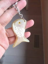 Load image into Gallery viewer, 52x23mm 100% Natural black brown yellow Buffalo Horn 3d carved fish Keychain, pendant, bag hanging group NJ3
