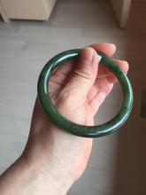 Load image into Gallery viewer, 61mm certified 100% Natural dark green/black round cut nephrite (碧玉) bangle HN105-9147
