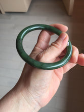 Load image into Gallery viewer, 61mm certified 100% Natural dark green/black round cut nephrite (碧玉) bangle HN105-9147
