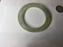 Load image into Gallery viewer, 58.8mm 100% natural fresh icy green mica bangle SY75
