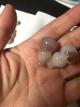 Load image into Gallery viewer, 100% natural icy purple/brown/red Quartzite (jinsi jade, 金丝玉) Golden Silk Jade gourd ( 葫芦, 福禄) pendant/handhold worry stone/desk decor SY73
