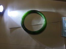 Load image into Gallery viewer, 60mm certified 100% Natural dark green/black round cut nephrite (碧玉) bangle HN104-9152
