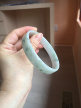 Load image into Gallery viewer, 68.3mm certified 100% natural Type A ligit green white with green floating flowers thin jadeite jade bangle AZ173-1027
