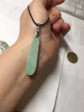 Load image into Gallery viewer, Type A 100% Natural sunny green white Three Peas in a Pod(连中三元) Four Seasons Fortune Beans(四季发财豆) jadeite PD2
